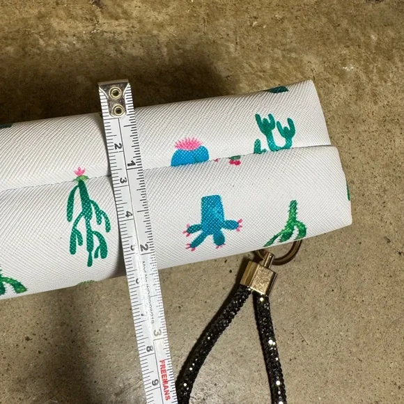 Pickleball accessories gift bag cosmetic pouch luggage bag tag charm pins - Picture 10 of 12